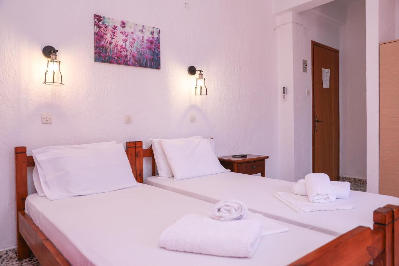 סקופלוס טאון Fotini Rooms מראה חיצוני תמונה