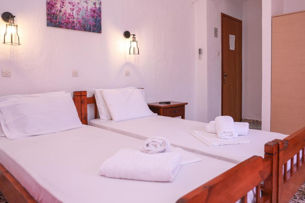 סקופלוס טאון Fotini Rooms מראה חיצוני תמונה