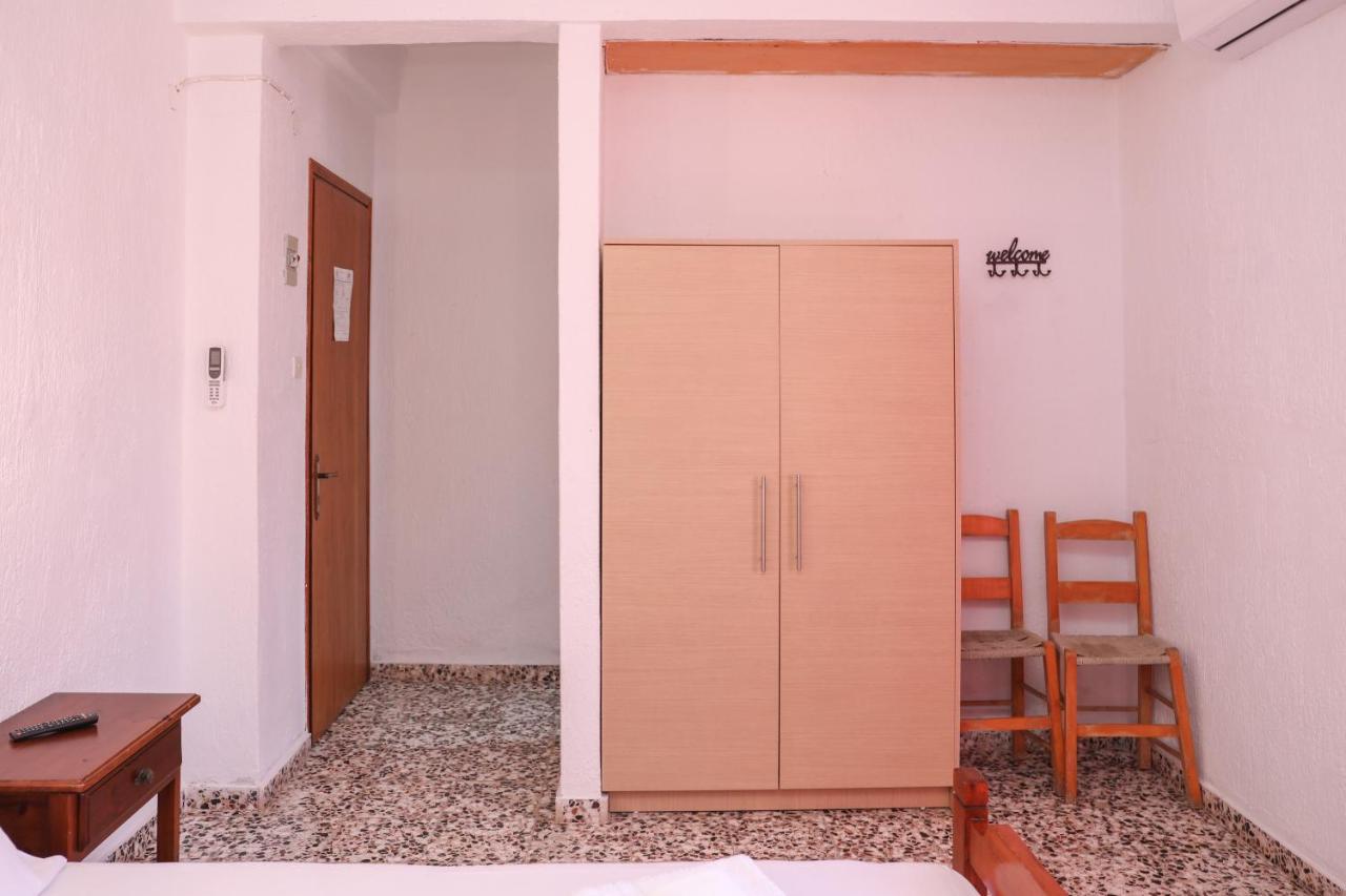 סקופלוס טאון Fotini Rooms מראה חיצוני תמונה