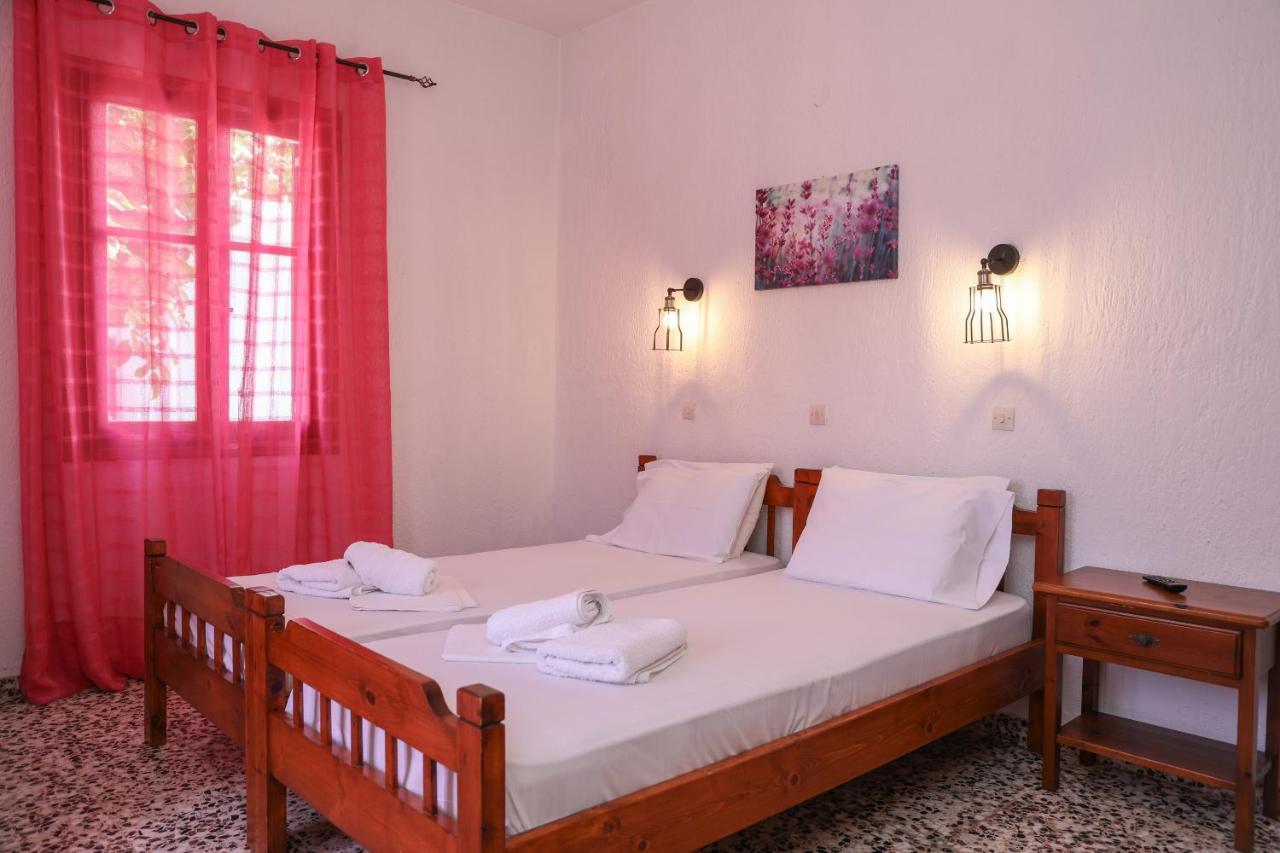 סקופלוס טאון Fotini Rooms מראה חיצוני תמונה